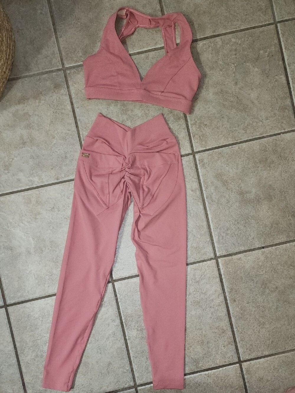 Fitness Workout Set - Picture 2 of 3